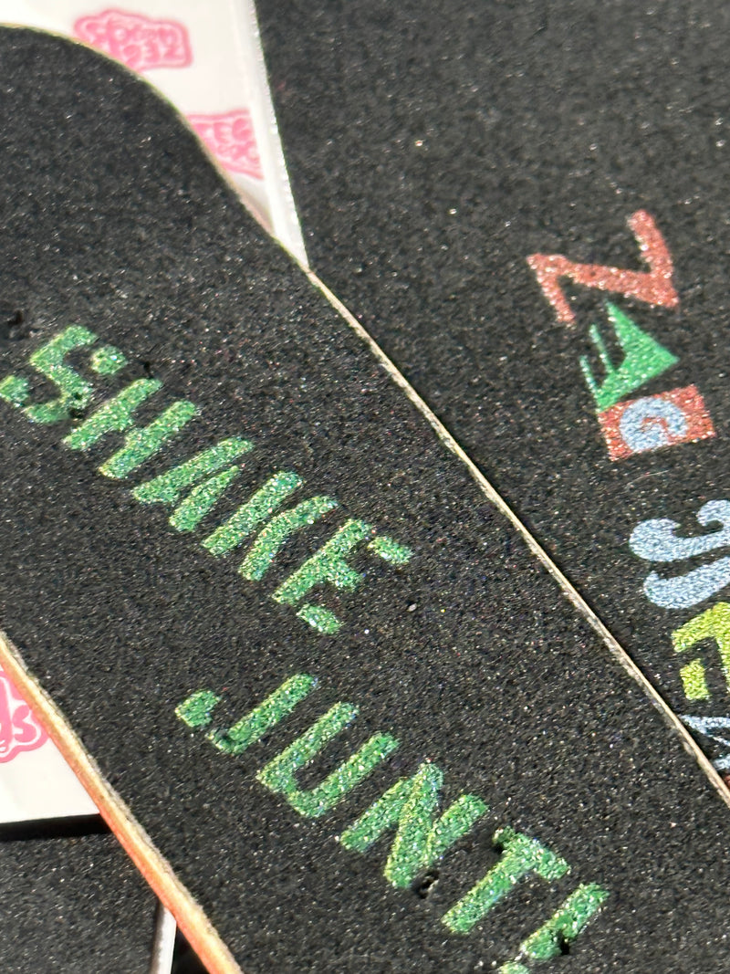 GRAPHIC ZEG SHAKE TAPE
