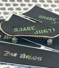 GRAPHIC ZEG SHAKE TAPE